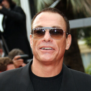 Archives - Jean-Claude Van Damme au Festival de Cannes en 2010.