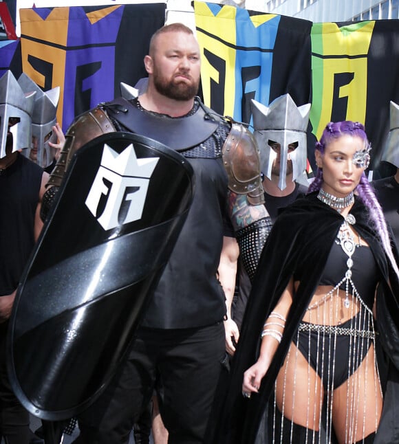 Hafþor Julius Bjornsson, la montagne dans la série Game of Thrones, au lancement de la boisson Reign de Monster Energy à Times Square, New York le 16 avril 2019.