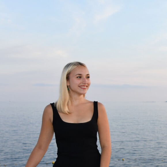 Alexandra Lamy et sa fille Chloé Jouannet - 6ème gala annuel de l'unité d'Antibes Juan les Pins, Vallauris, Golfe Juan, de la Croix Rouge française dans le cadre du prestigieux hôtel Eden Roc au Cap d'Antibes, le 2 juin 2018. © Bruno Bebert/Bestimage 