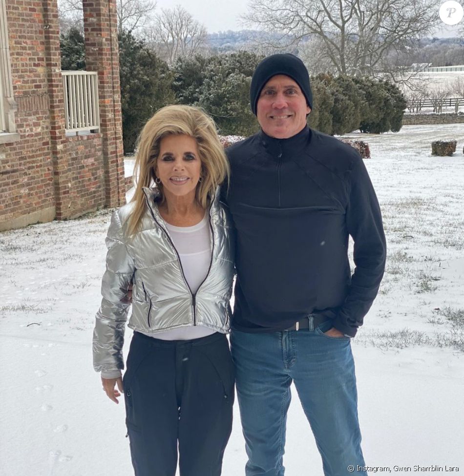 Joe Lara et son épouse Gwen Shamblin Lara en février 2021.