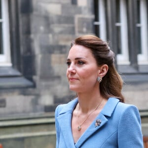 Le prince William, duc de Cambridge, et Catherine (Kate) Middleton, duchesse de Cambridge, arrivent pour la cérémonie de clôture de l'Assemblée générale de l'Église d'Écosse, à la salle de l'Assemblée à Édimbourg, Ecosse, Royaume Uni, le 27 mai 2021.