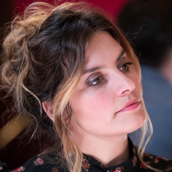 Exclusif - Laëtitia Milot - Sketch L'addition - Backstage de l'enregistrement de l'émission "I love you coiffure" de M.Robin. Le 13 janvier 2020 © Cyril Moreau / Bestimage