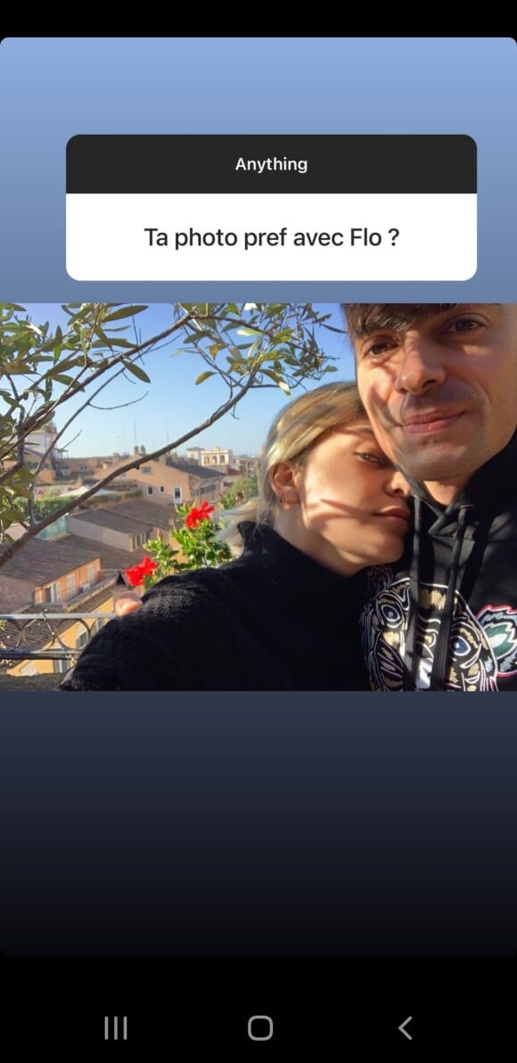 Louane a dévoilé cette photo d'elle et de son amoureux Florian, sur Instagram.