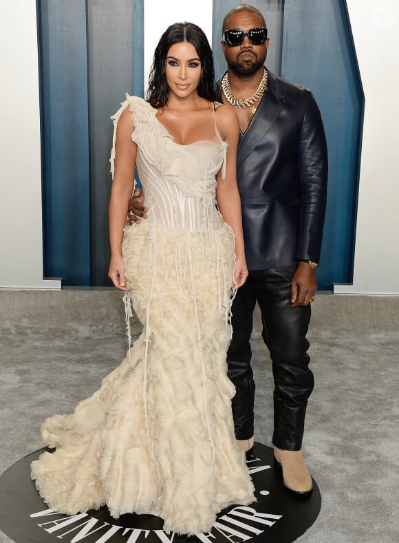 Kim Kardashian et son mari Kanye West à la soirée "Vanity Fair Oscar Party" après la 92ème cérémonie des Oscars 2020 au Wallis Annenberg Center for the Performing Arts à Los Angeles, le 9 février 2020.