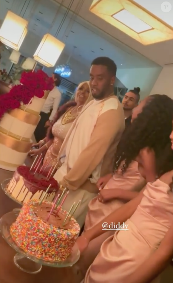 Diddy a organisé une fête d'anniversaire à sa mère, Janice, qui a eu 80 ans.