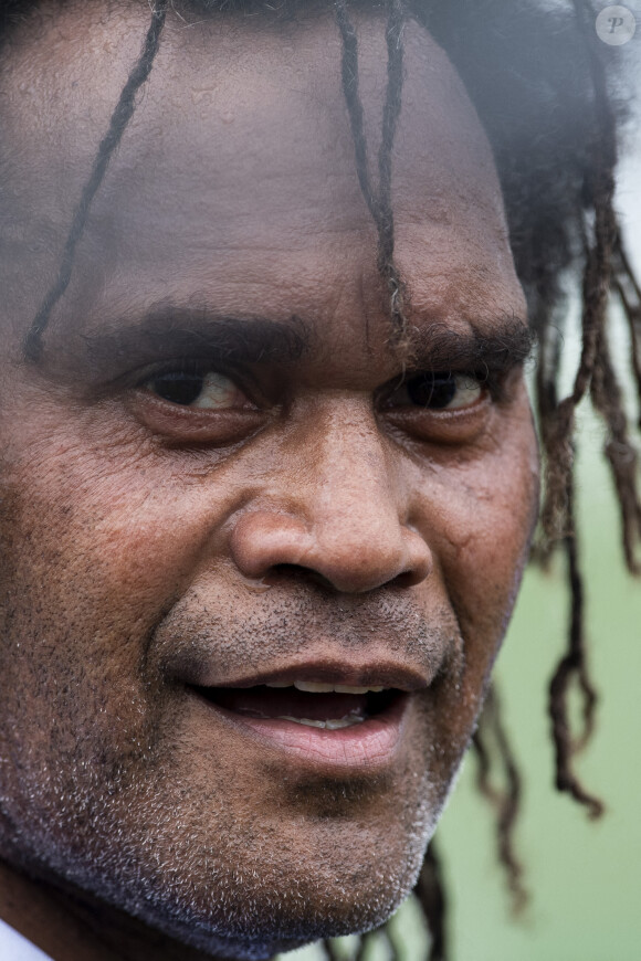 Christian Karembeu lors du match d'inauguration du stade Charles de Gaulle à Colombey-les-Deux-Églises entre le Variétés Club de France et le club local le 6 juin 2021. Ce match contre le FC Colombey a été joué au profit de la Fondation Anne-de-Gaulle © Pierre Perusseau / Bestimage 