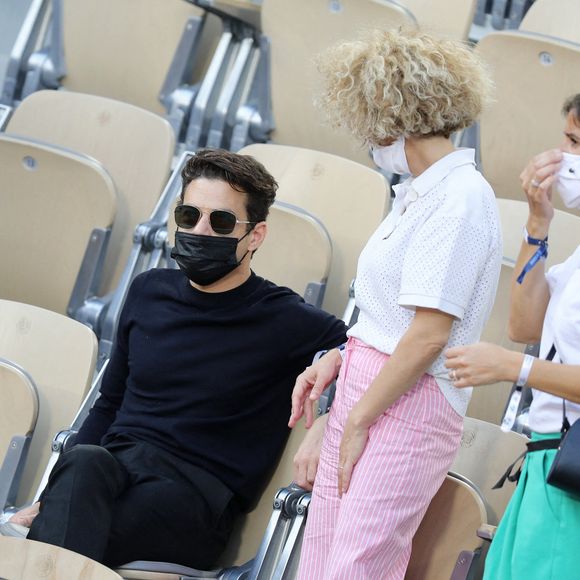 Rami Malek lors des internationaux de France de Tennis de Roland Garros 2021 à Paris, le 8 juin 2021. © Dominique Jacovides/Bestimage 