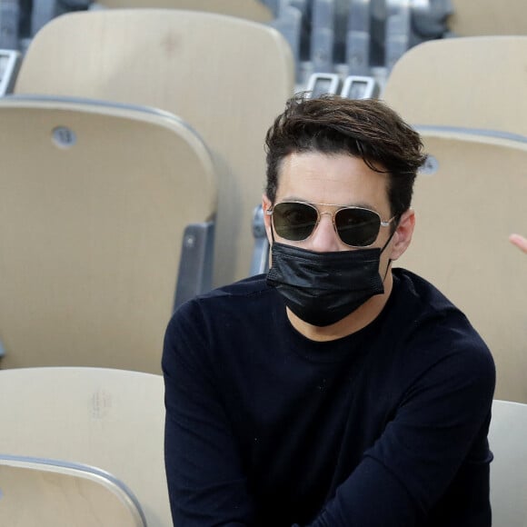 Rami Malek lors des internationaux de France de Tennis de Roland Garros 2021 à Paris, le 8 juin 2021. © Dominique Jacovides/Bestimage 