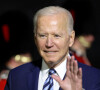 Joe Biden et sa femme Jill à leur arrivée à l'aéroport "Cornwall Airport Newquay" au Royaume-Uni, à l'occasion du sommet du G7 le 10 juin 2021.