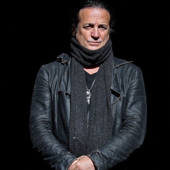 Francis Lalanne - Arrivées aux Obsèques du danseur étoile Patrick Dupond en l'église Saint-Roch à Paris, France