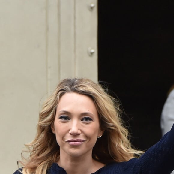 Laura Smet au défilé de mode printemps-été 2019 "Chanel" au Grand Palais à Paris. Le 2 octobre 2018