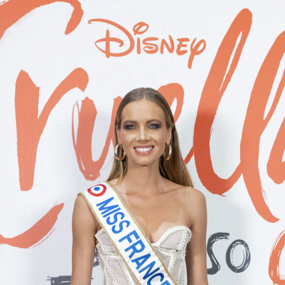 Amandine Petit (Miss France 2021) - Avant-première parisienne du film "Cruella" au cinéma Le Grand Rex à Paris, le 11 juin 2021. © Olivier Borde/Bestimage 