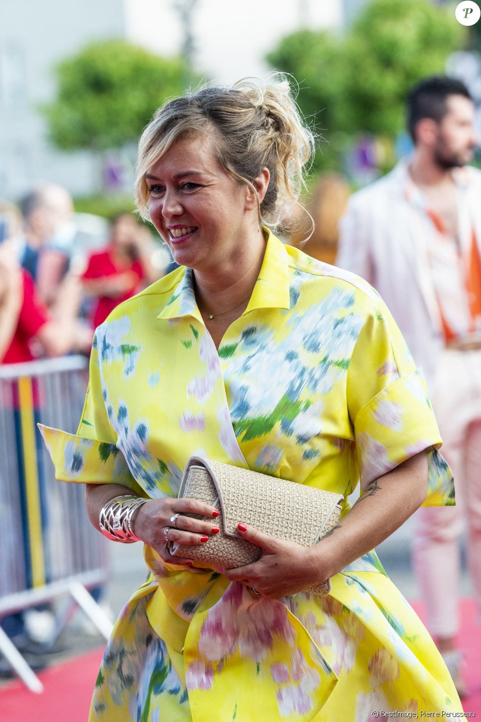 Enora Malagré lors du tapis rouge de la soirée d'ouverture du Festival Plurielles à Compiègne le 11 juin 2021. © Pierre Perusseau / Bestimage