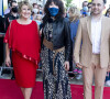 Laurence Maunier, Isabelle Adjani et Quentin Delcourt lors du tapis rouge de la soirée d'ouverture du Festival Plurielles à Compiègne. © Pierre Perusseau / Bestimage 