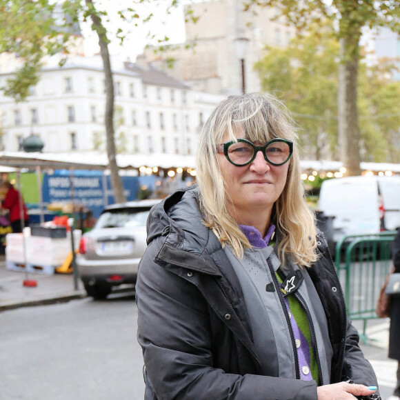 Exclusif - Christine Bravo quitte les studios de RTL à Neuilly-sur-Seine, le 23 octobre 2020.