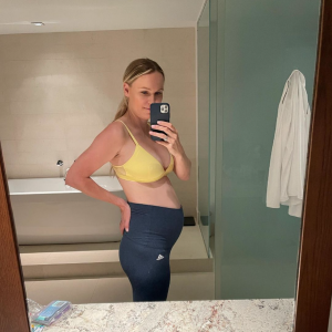 Caroline Wozniacki, enceinte. Mai 2021.