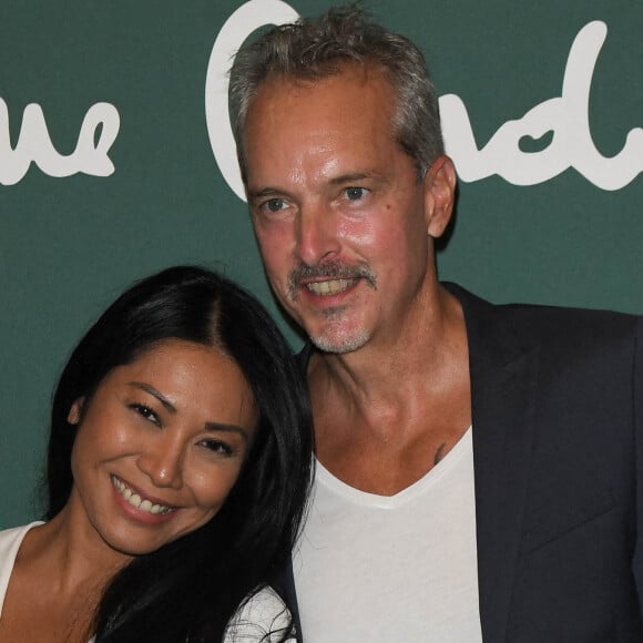 Anggun et son mari Christian Kretschmar - Photocall - Soirée exceptionnelle en l'honneur de Pierre Cardin à l'occasion des 70 ans de sa maison de couture et projection du film documentaire "House of Cardin" suivi d'un cocktail au théâtre du Châtelet à Paris. © Coadic Guirec/Bestimage 