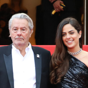 Alain Delon - Montée des marches du film "A Hidden Life" lors du 72ème Festival International du Film de Cannes, le 19 mai 2019. © Denis Guignebourg/Bestimage