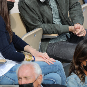 Vianney (Vianney Bureau) et Catherine Robert (enceinte) dans les tribunes des Internationaux de France de tennis de Roland Garros à Paris, France, le 5 juin 2021. © Dominique Jacovides/Bestimage 