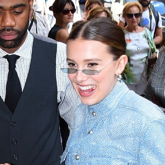 Millie Bobby Brown à la sortie de sa boutique éphémère Florence by Mills à New York, le 25 août 2019 