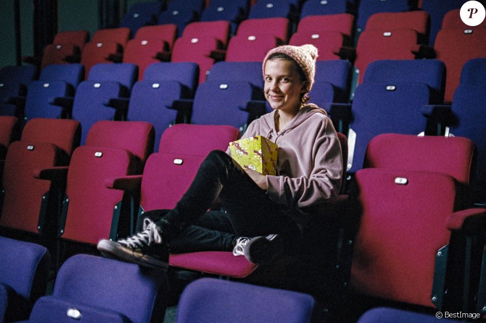 L'actrice Millie Bobby Brown annonce une collaboration pour une gamme de baskets avec Converse