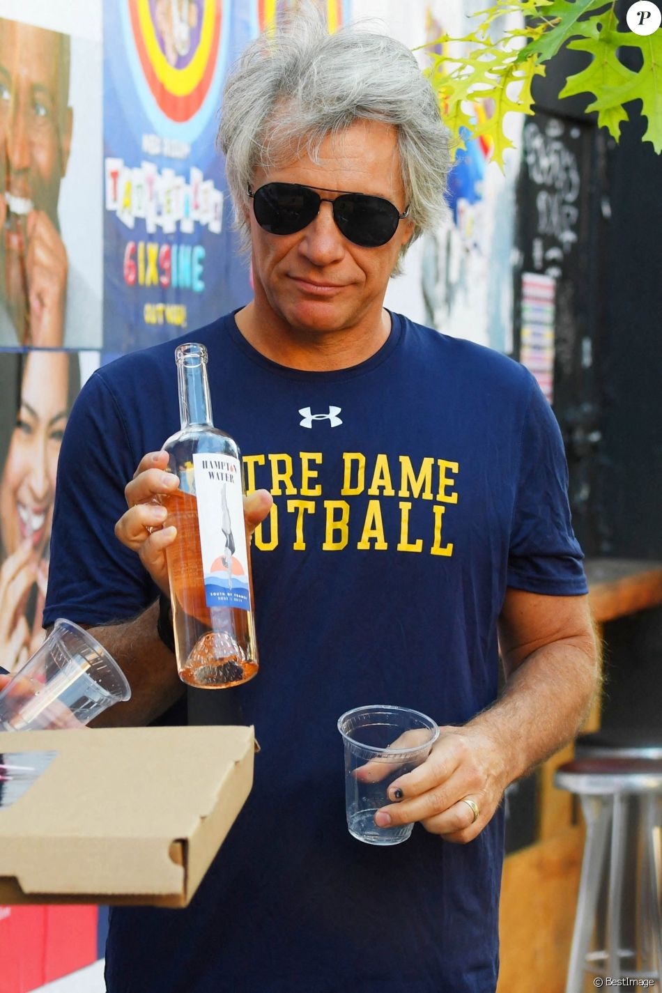 Jon Bon Jovi dans les rues de New York pendant l'épidémie de coronavirus (Covid-19), le 23 septembre 2020