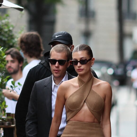 Justin Bieber et sa femme Hailey (Baldwin) vont déjeuner en amoureux au restaurant Dinand par Ferdi, après avoir été reçus au palais de l'Elysée à Paris, France, le 21 juin 2021.