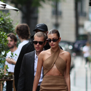 Justin Bieber et sa femme Hailey (Baldwin) vont déjeuner en amoureux au restaurant Dinand par Ferdi, après avoir été reçus au palais de l'Elysée à Paris, France, le 21 juin 2021.