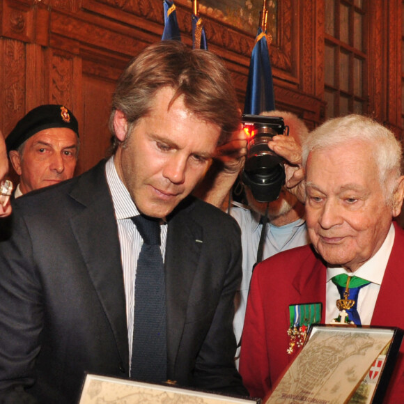 Eric Ciotti, député et conseiller départemental, et Emmanuel-Philibert de Savoie, prince de Venise et prince de Piémont, ont assisté à l'hommage rendu à la Maison de Savoie dans le cadre de la commémoration du Comté de Nice, par le Conseil Départemental des Alpes Maritimes au Palais des Rois Sarde, à Nice. Le 5 octobre 2018. © Bruno Bebert / Bestimage