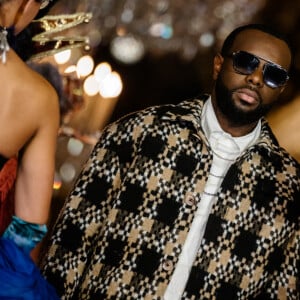 Exclusif - Maitre Gims - Enregistrement de l'émission "La grande soirée du 31 à Versailles", qui sera diffusée sur France 2. Le 12 décembre 2020. © Tiziano Da Silva - Cyril Moreau / Bestimage