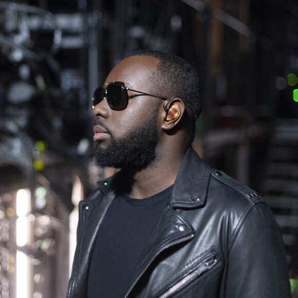 Exclusif - Maitre Gims - Backstage de l'enregistrement de l'émission "La Chanson secrète 5", à Paris. Le 17 décembre 2019. © Gaffiot-Perusseau / Bestimage