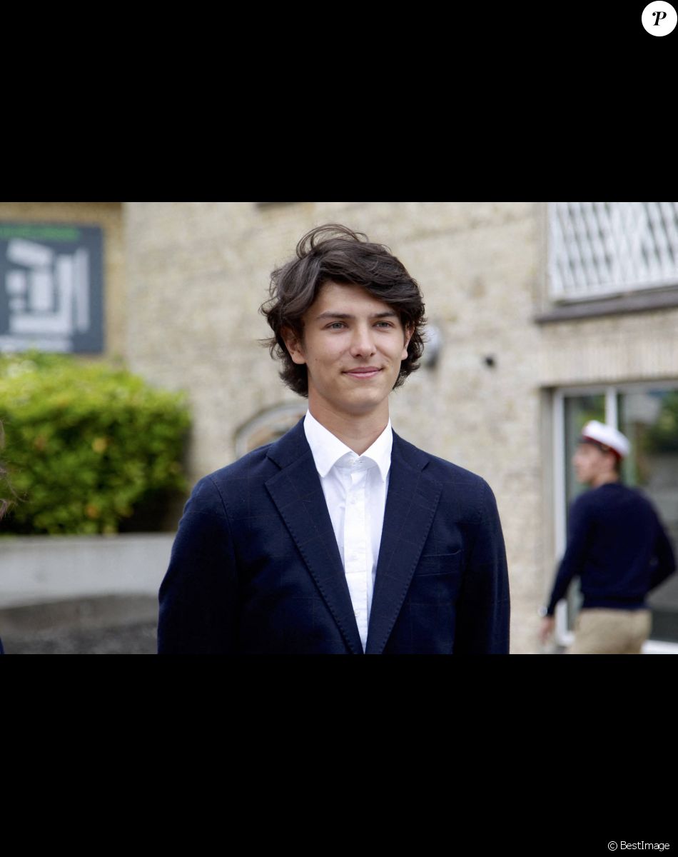 Le prince Nikolai de Danemark - Cérémonie de remise des diplômes du prince Felix au gymnase Gammel Hellerup à Hellerup, le 23 juin 2021.