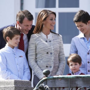 Le prince Joachim de Danemark, la princesse Marie de Danemark et leurs enfants les princes Nikolai, Felix, et Henrik de Danemark - La famille royale de Danemark célèbre l'anniversaire de la reine Margrethe de Danemark (74 ans) à Copenhague, le 16 avril 2014.
