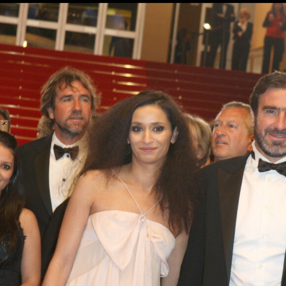 Eric Cantona et Rachida Brakni - Montée des marches du film "Looking for Eric" - 62e Festival de Cannes. 2009.