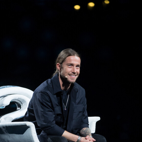 Julien Doré - Enregistrement de l'émission "La Chanson secrète 6" à la Scène musicale à Paris, qui sera diffusée le 12 décembre sur TF1. © Gaffiot-Moreau / Bestimage