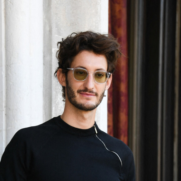 Pierre Niney - Arrivées au Lido lors de la 77ème édition du festival international du film de Venise (Mostra) le 3 septembre 2020.