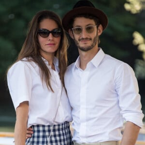 Pierre Niney et sa femme Natasha Andrews - People à Venise pour la 77ème édition du festival international du film de Venise (Mostra), le 2 septembre 2020