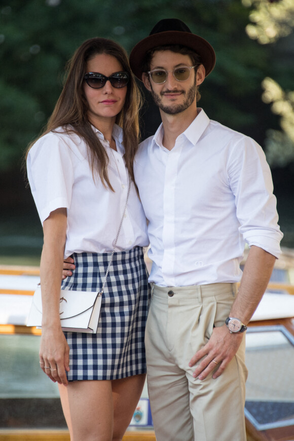 Pierre Niney et sa femme Natasha Andrews - People à Venise pour la 77ème édition du festival international du film de Venise (Mostra), le 2 septembre 2020