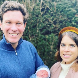 La princesse Eugenie, son mari Jack et leur fils August sur Instagram, février 2021.