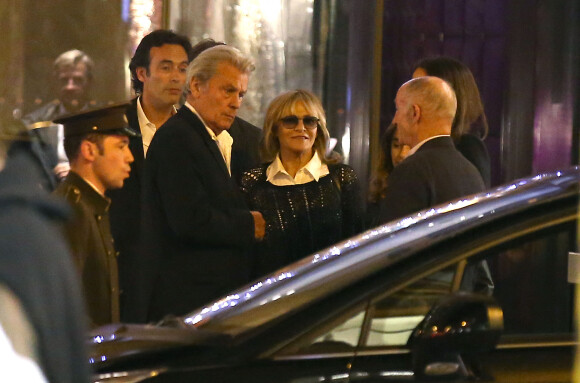 Exclusif - Alain et Nathalie Delon avec leur fils Anthony - Le clan Delon réuni à l'occasion des 50 ans de Anthony Delon au Mandarin Hotel. Paris le 2 octobre 2014