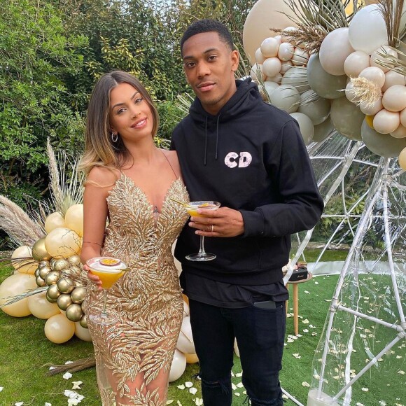 Mélanie Da Cruz, candidate de télé-réalité en couple avec le footballeur Anthony Martial et maman d'un petit Swan.