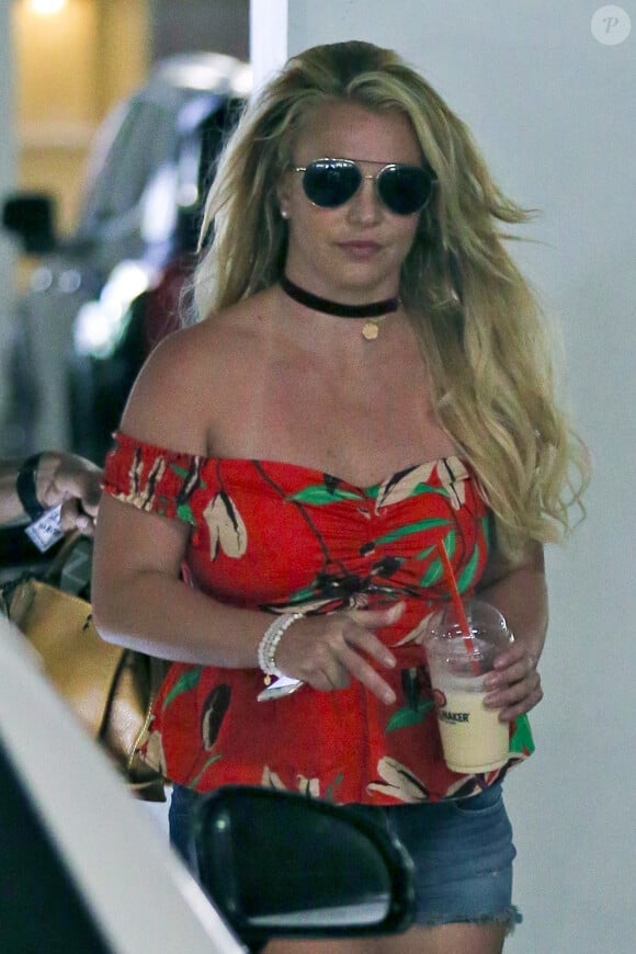 Britney Spears en pleine séance de shopping. Le 28 juin 2019