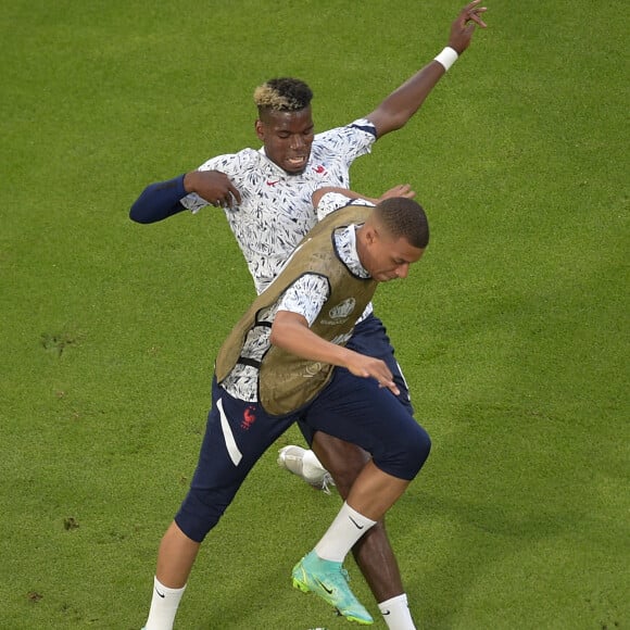 Kylian Mbappé et Paul Pogba ors du match de l'UEFA Euro 2020 opposant l'Allemagne à la France au stade Allianz Arena à Munich, Allemagne, le 15 juin 2021. © Federico Pestellini/Panoramic/Bestimage