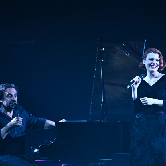 Exclusif - André Manoukian et Elodie Frégé au concert solidaire "Ensemble à l'Olympia" avec l'association Elisecare, au profit des enfants de la guerre, à l'Olympia. Paris, le 30 juin 2021. © Guirec-Gaffiot / Bestimage