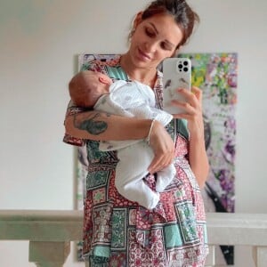 Julia Paredes et son fils Vittorio sur Instagram