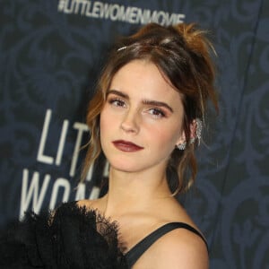 Emma Watson lors de l'avant-première du film 'Les Filles du docteur March' au MoMa à New York, le 7 décembre 2019. 