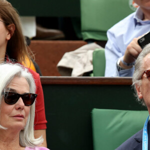 William Leymergie et sa femme Maryline - People dans les tribunes de Roland Garros le 26 mai 2016. © Dominique Jacovides / Bestimage