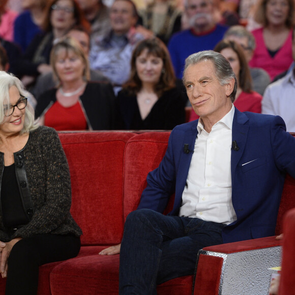 William Leymergie et sa femme Maryline - Enregistrement de l'émission "Vivement Dimanche" à Paris le 04 novembre 2015 et qui sera diffusée le 08 novembre, France télévisions en Féte. Coadic Guirec / Bestimage