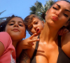 Emilie Nef Naf avec ses enfants Maëlla et Menzo sur Instagram.