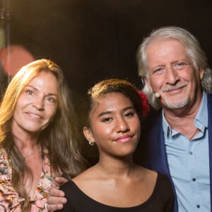 Patrick Sebastien, Nathalie Boutot la femme de Patrick Sébastien, Lily Sebastien (fille adoptive de Patrick Sebastien) - Backstage de l'enregistrement de l'émission "La Chanson secrète 6" à la Scène musicale à Paris, qui sera diffusée le 12 décembre sur TF1. © Gaffiot-Moreau / Bestimage